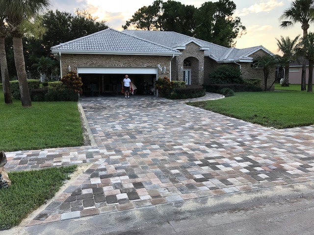 stone residential driveway in Palm Coast